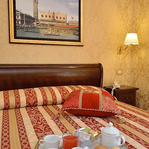 Residenza Goldoni Oda ve Kahvaltı