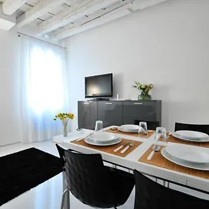Apartment Venetian