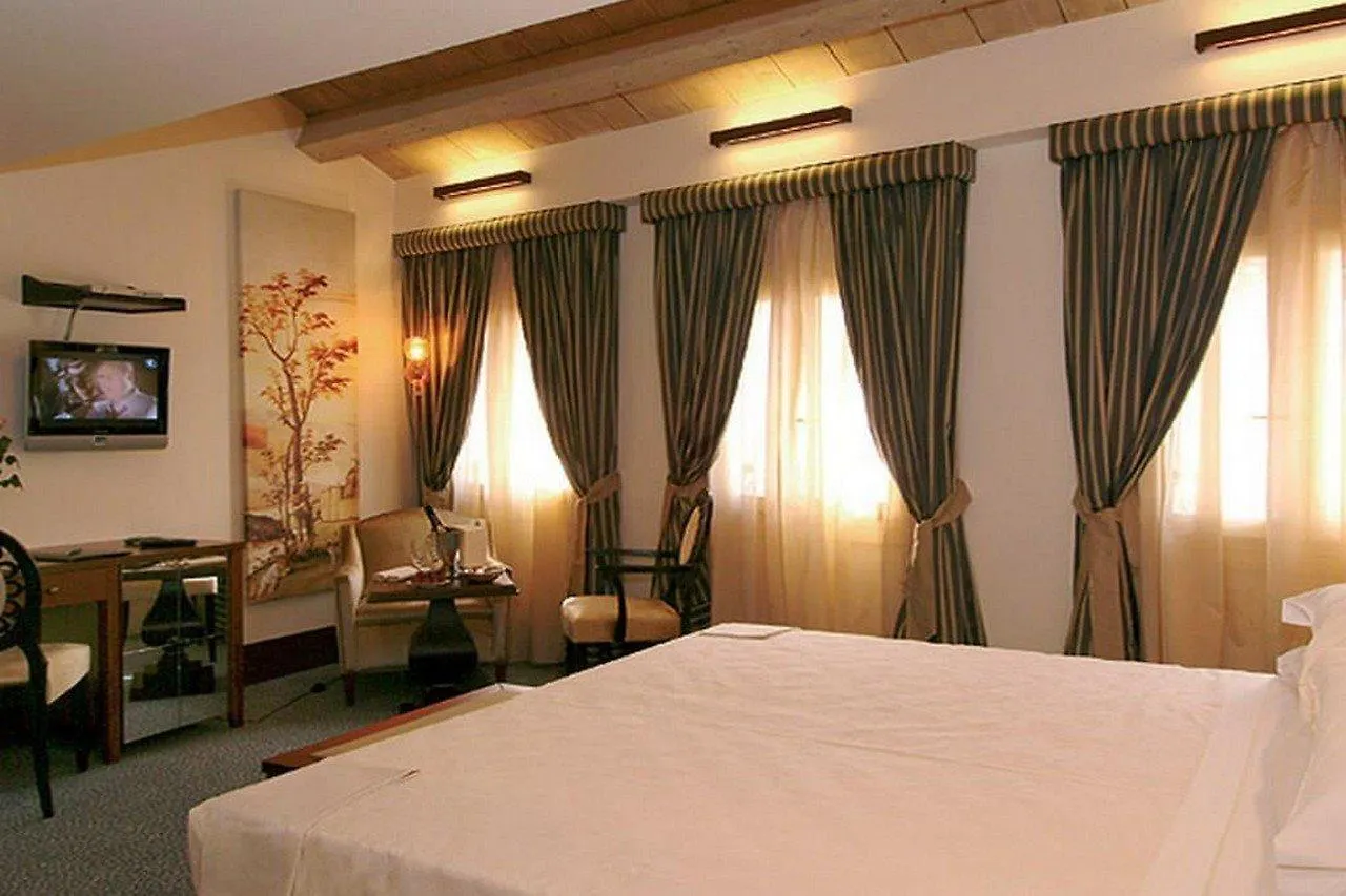 Hotel Dei Dragomanni Venedig