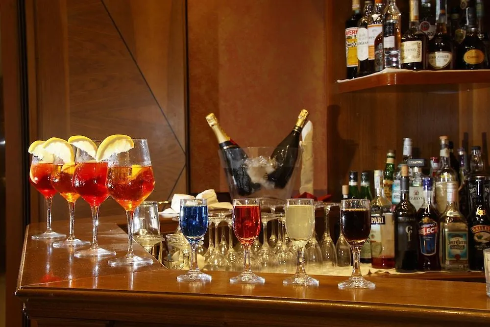 Hotel Dei Dragomanni Venedig 4*,